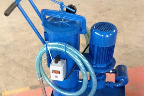 为什么手提式滤油机为什么受迎接？