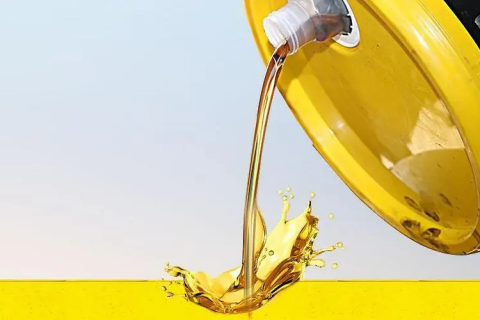 滤油机液压油多久换一次？