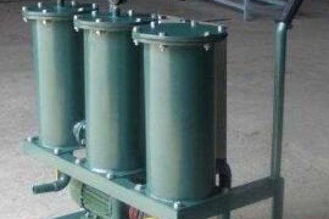 关关轻便式滤油机的时辰必要把稳什么呢？